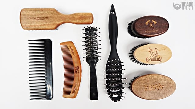 Szczotki, kartacze, grzebienie – jak o nie dbać?