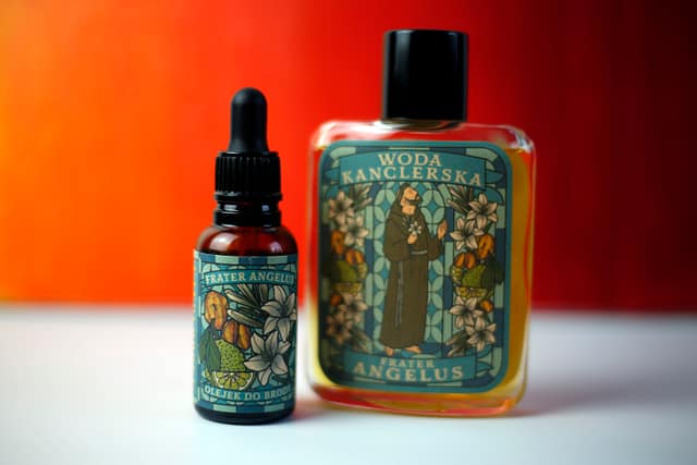 Kanclerski Frater Angelus – recenzja olejku do brody i wody kanclerskiej
