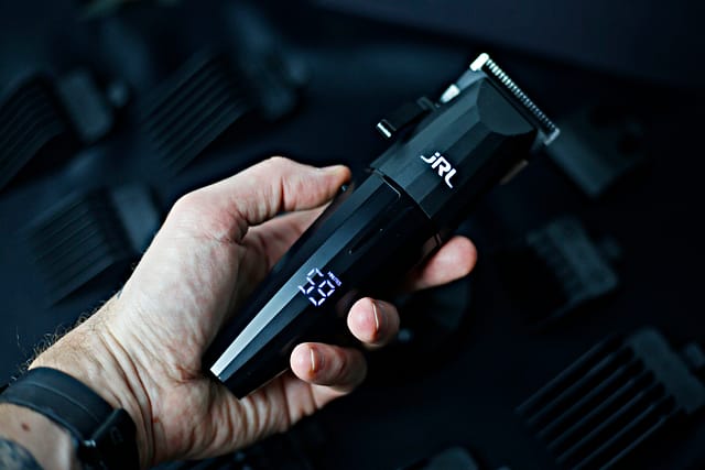 JRL ONYX (FF 2020C-B) – recenzja maszynki do włosów i brody