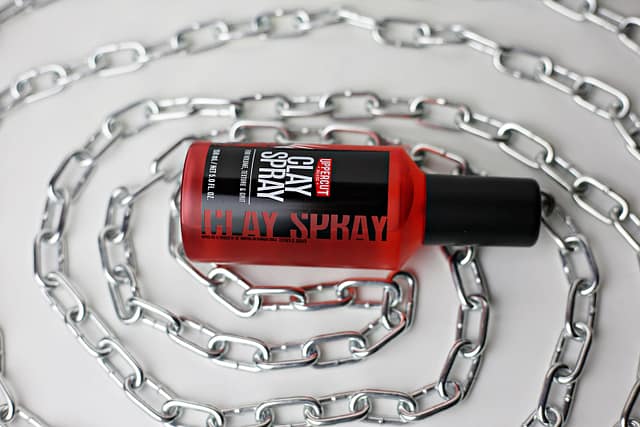 Uppercut Deluxe Clay Spray – recenzja toniku do włosów