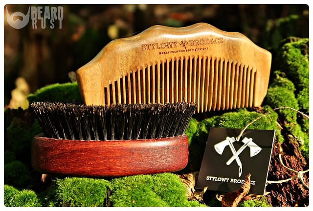 Stylowy Brodacz – recenzja kartacza i grzebienia do brody